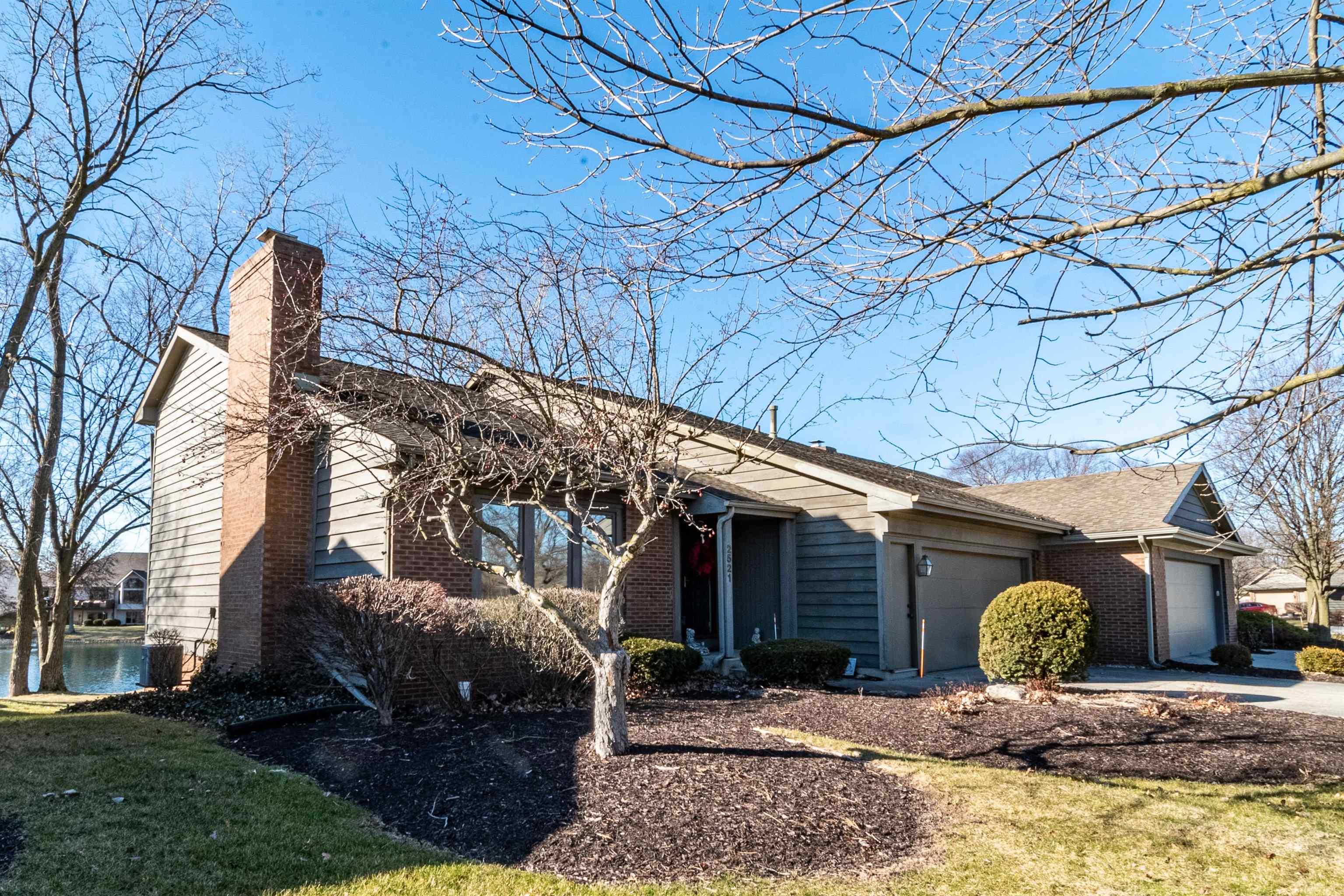 2521 Kingston Point Fort Wayne, IN 46815 - Photo 2 of 28