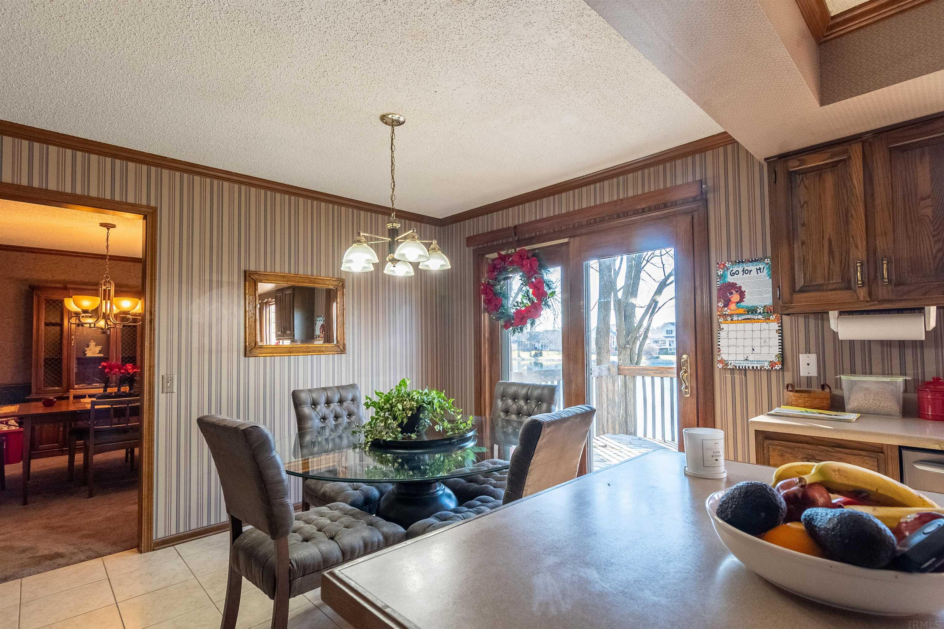 2521 Kingston Point Fort Wayne, IN 46815 - Photo 8 of 28