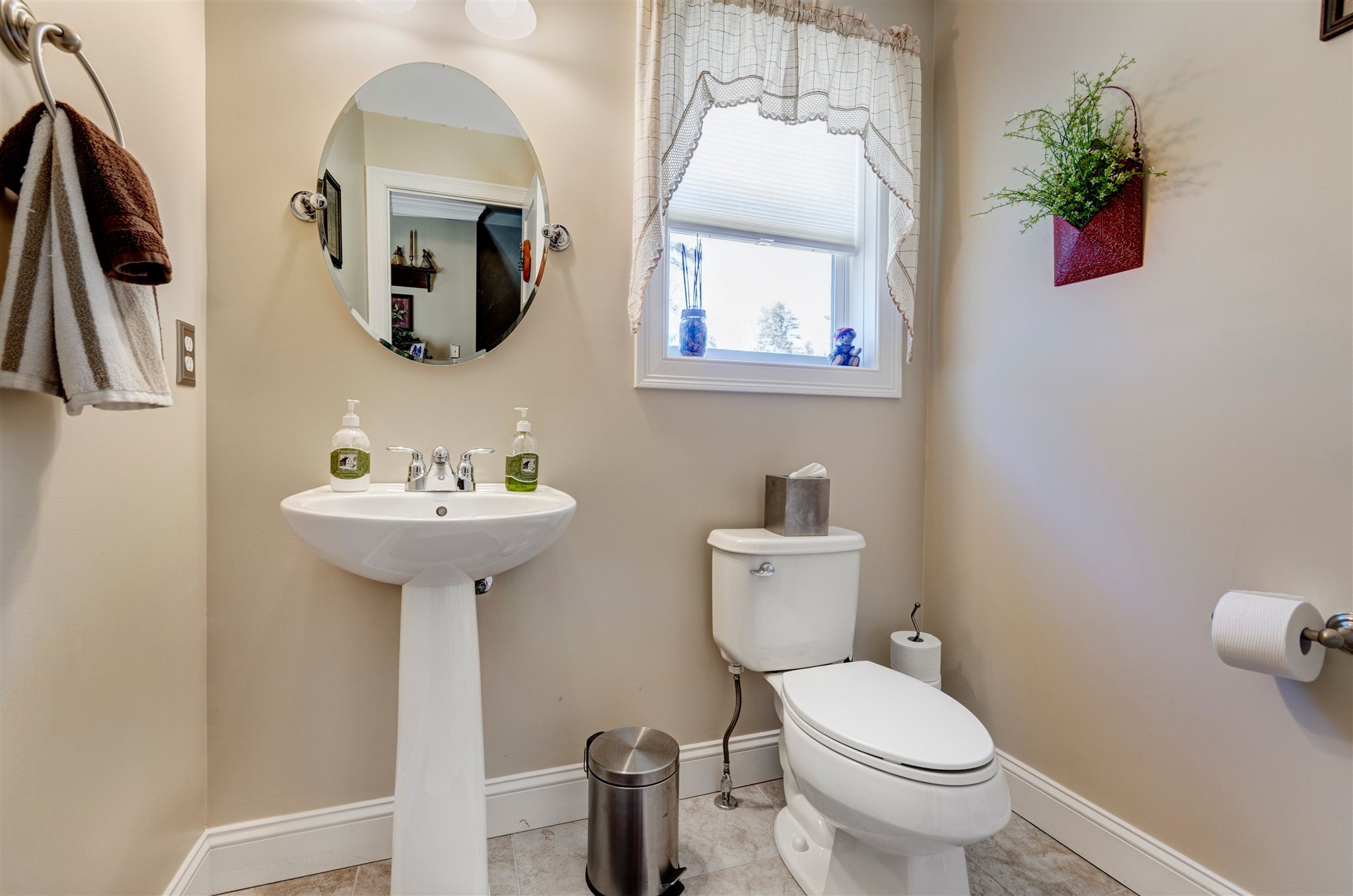 232 Villager Road Chester, NH 03036 - Photo 14 of 33 Gallery Image 14