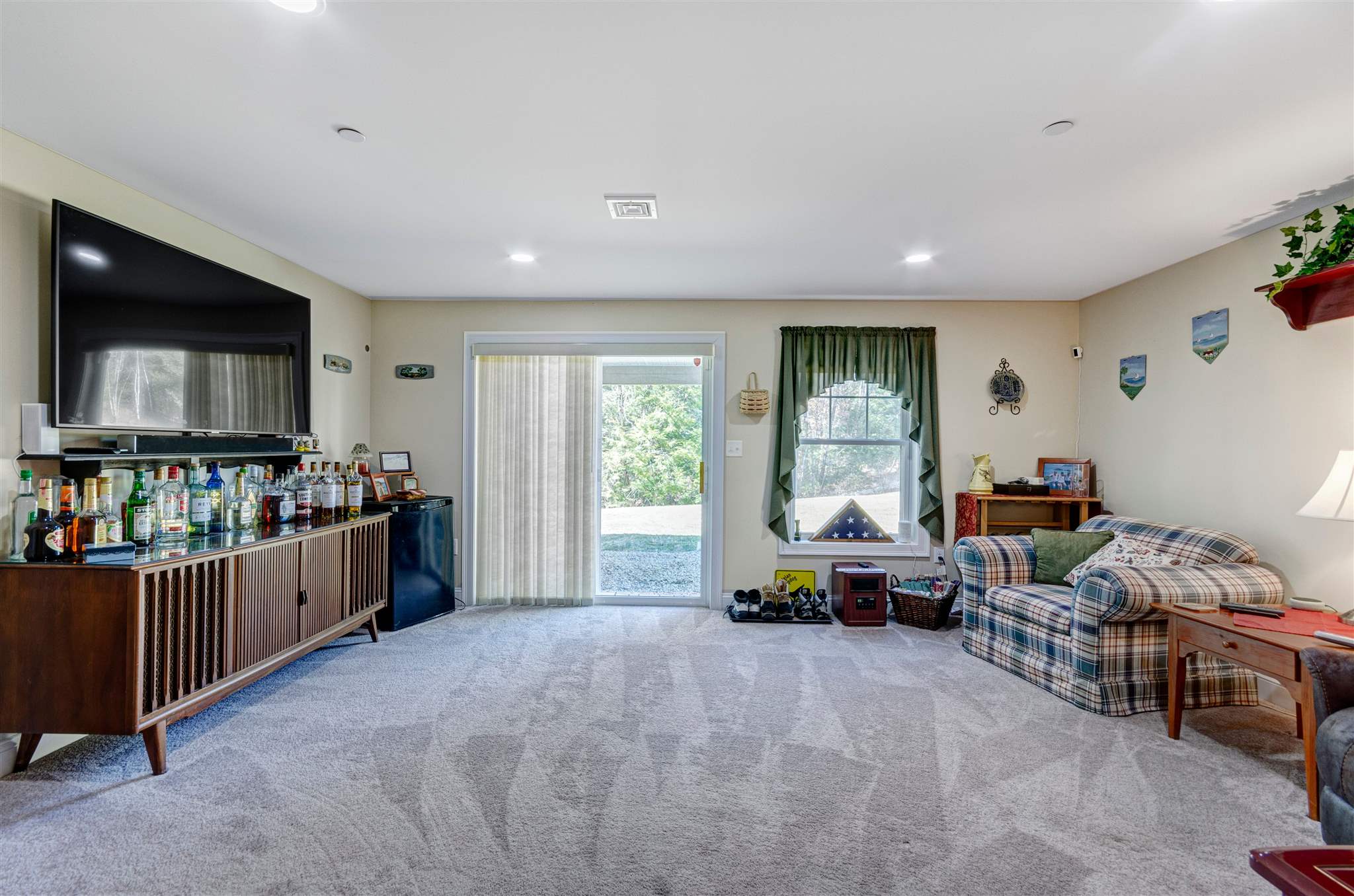 232 Villager Road Chester, NH 03036 - Photo 23 of 33 Gallery Image 23