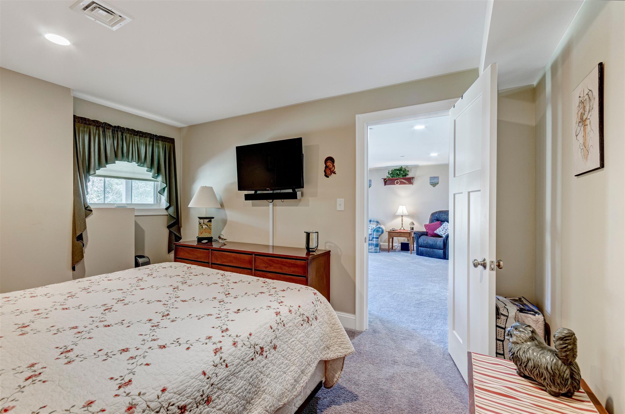 232 Villager Road Chester, NH 03036 - Photo 26 of 33 Gallery Image 26