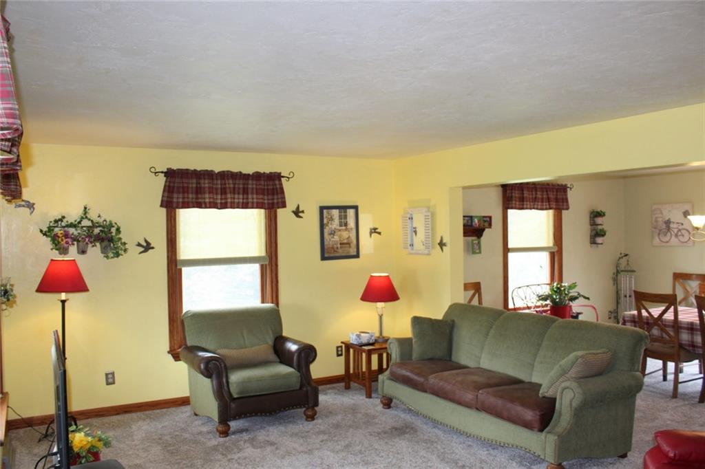 157 Dreher Road Butler, PA 16002 - Photo 3 of 24