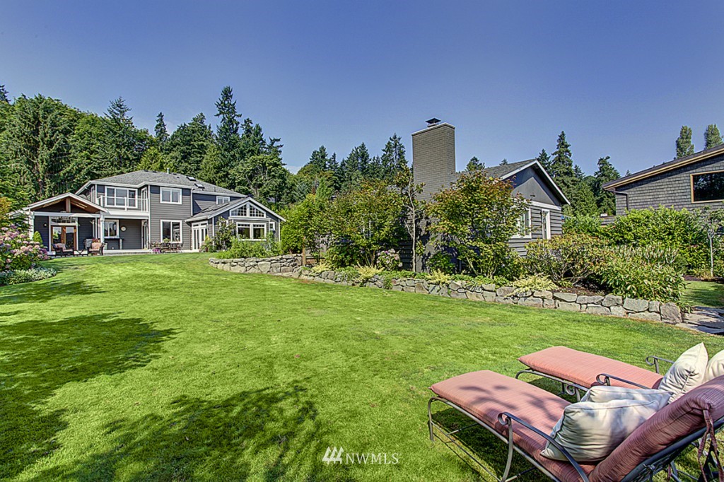 4434 Ferncroft Road Mercer Island, WA 98040 - Photo 14 of 15