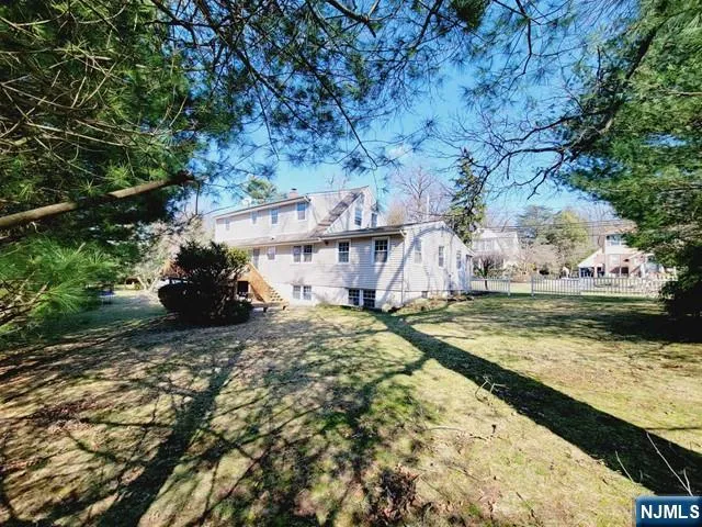 $4,600 | 144 Valley Road, Haworth, NJ 07641