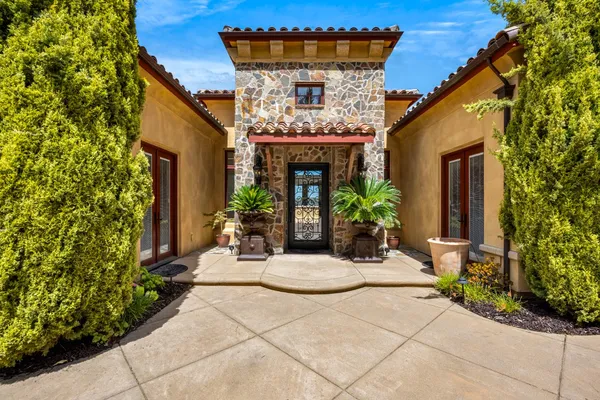 $2,995,000 | 721 Shoreline Pointe, El Dorado Hills, CA 95762