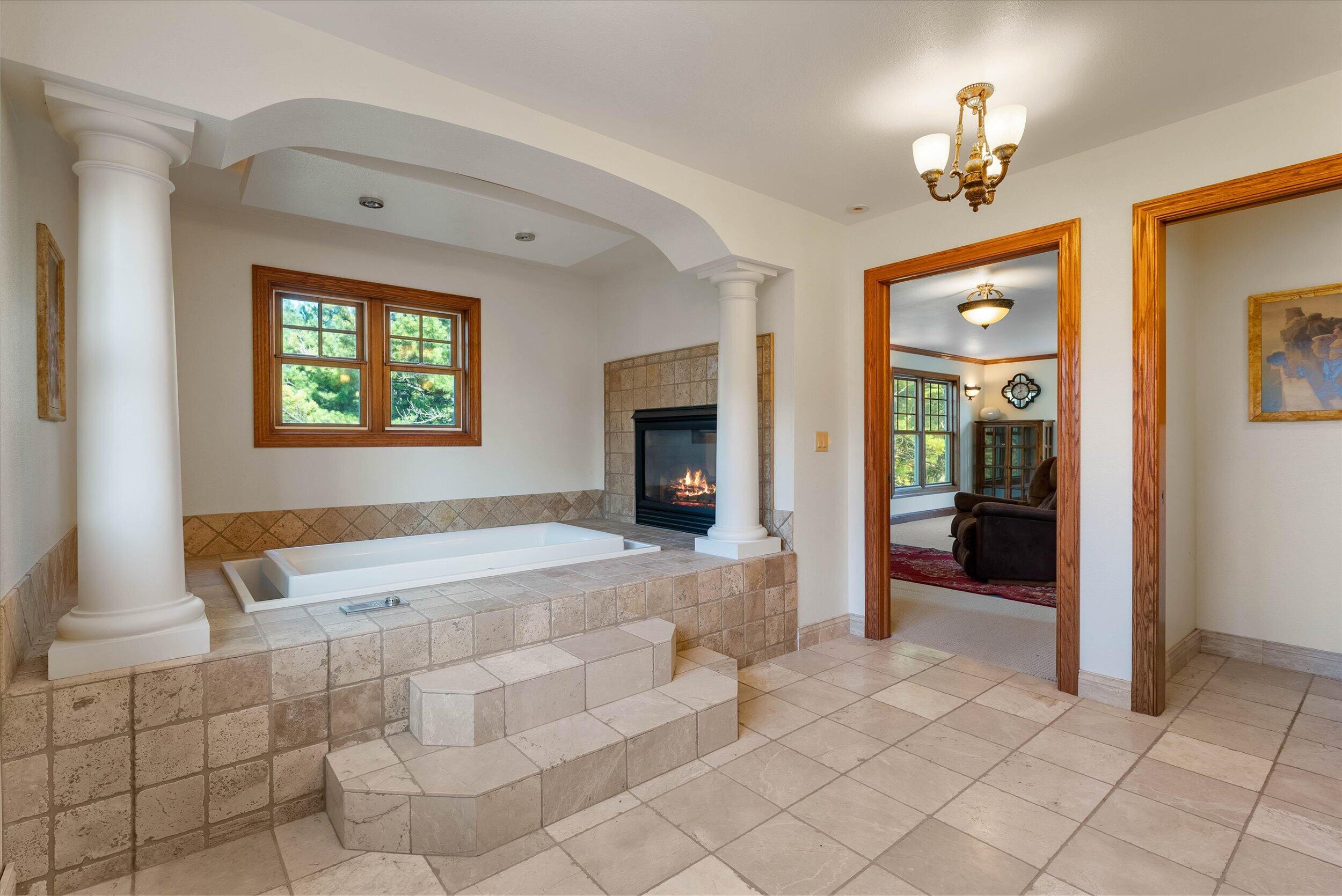 W6679 Red Fox Run Plymouth, WI 53073 - Photo 15 of 82 27-Primary Bathroom