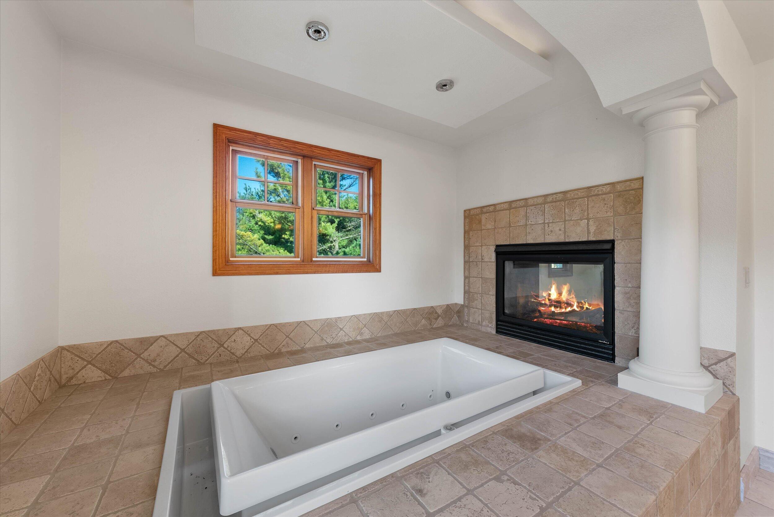 W6679 Red Fox Run Plymouth, WI 53073 - Photo 16 of 82 28-Primary Bathroom