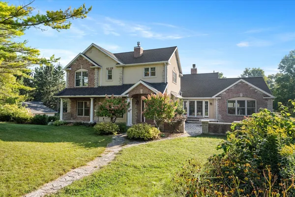 $1,064,000 | W6679 Red Fox Run, Plymouth, WI 53073