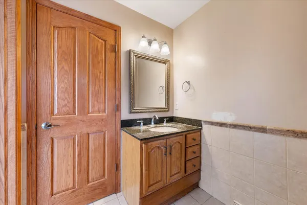 $1,064,000 | W6679 Red Fox Run, Plymouth, WI 53073