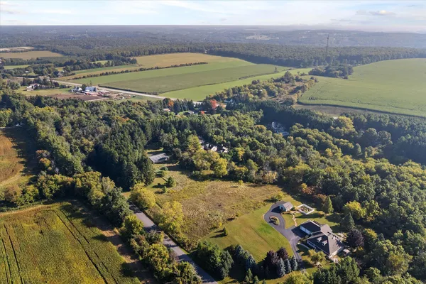 $1,064,000 | W6679 Red Fox Run, Plymouth, WI 53073