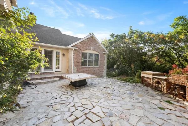 $1,064,000 | W6679 Red Fox Run, Plymouth, WI 53073