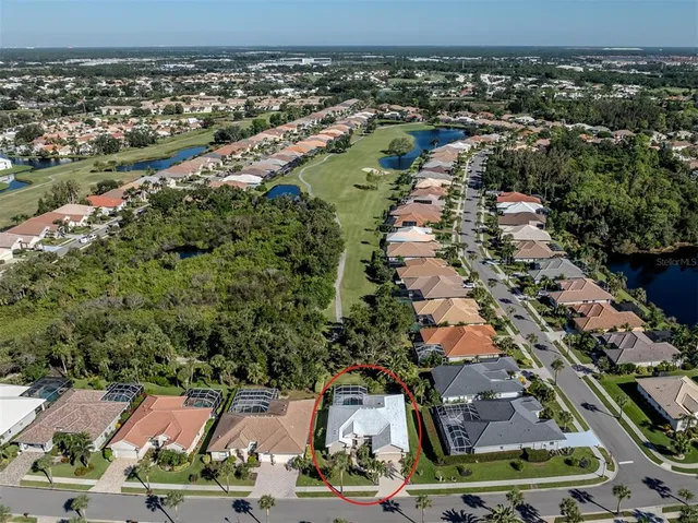 $525,000 | 583 Mossy Creek Drive, Venice, FL 34292