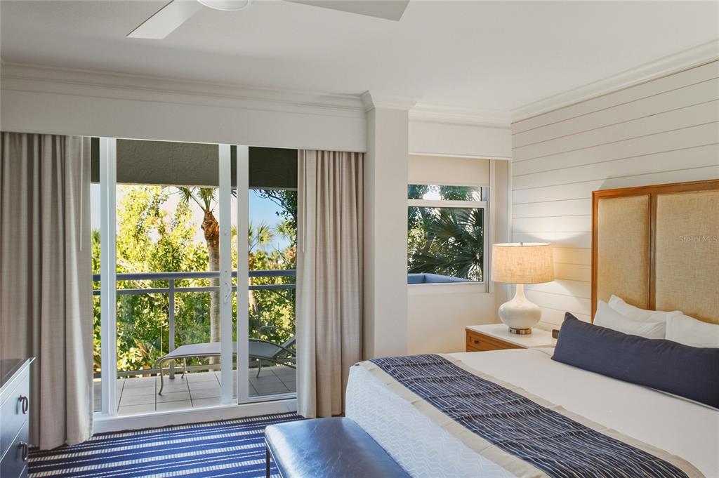 240 Sands Point Road, Unit 4201 Longboat Key, FL 34228 - Photo 17 of 42 Gallery Image 17