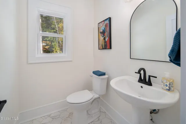 $650,000 | 24 Hill Crest Lane, Unit 6, Lake George, NY 12845