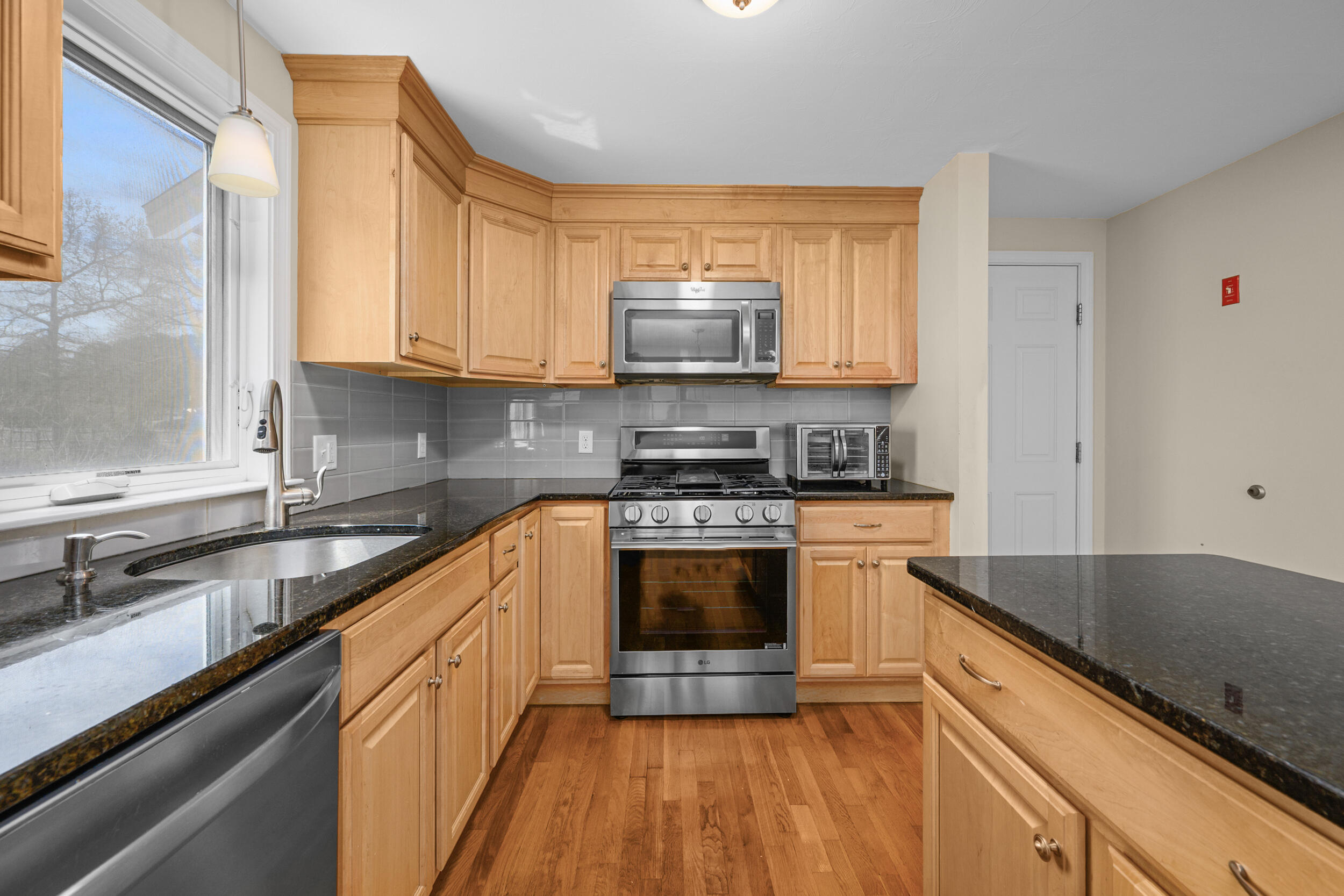 2 West Crossfield Road Forestdale, MA 02644 - Photo 20 of 41 15_dsc_5682(1)