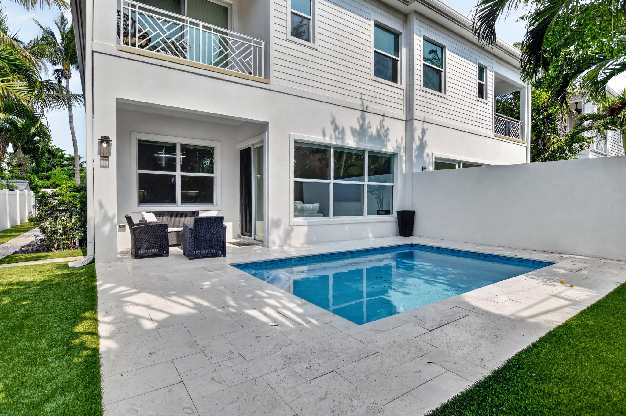 500 Northeast Wavecrest Way Boca Raton, FL 33432 - Photo 3 of 53 37-web-or-mls-DSC_7568