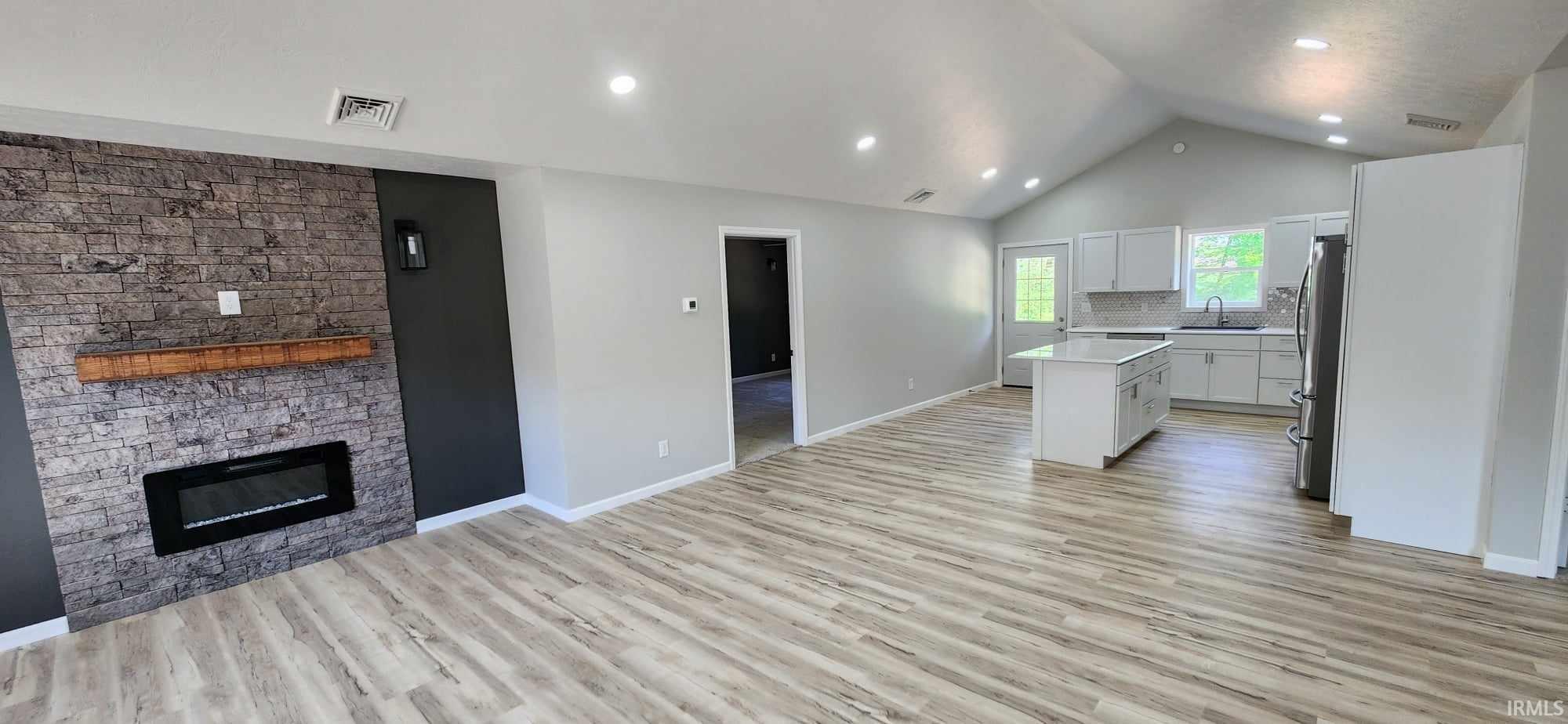 15882 North Co Road West Dugger, IN 47848 - Photo 4 of 22