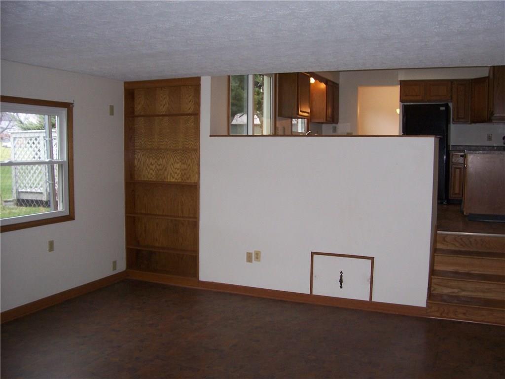 8840 5 Points Road Indianapolis, IN 46237 - Photo 9 of 17 Gallery Image 9