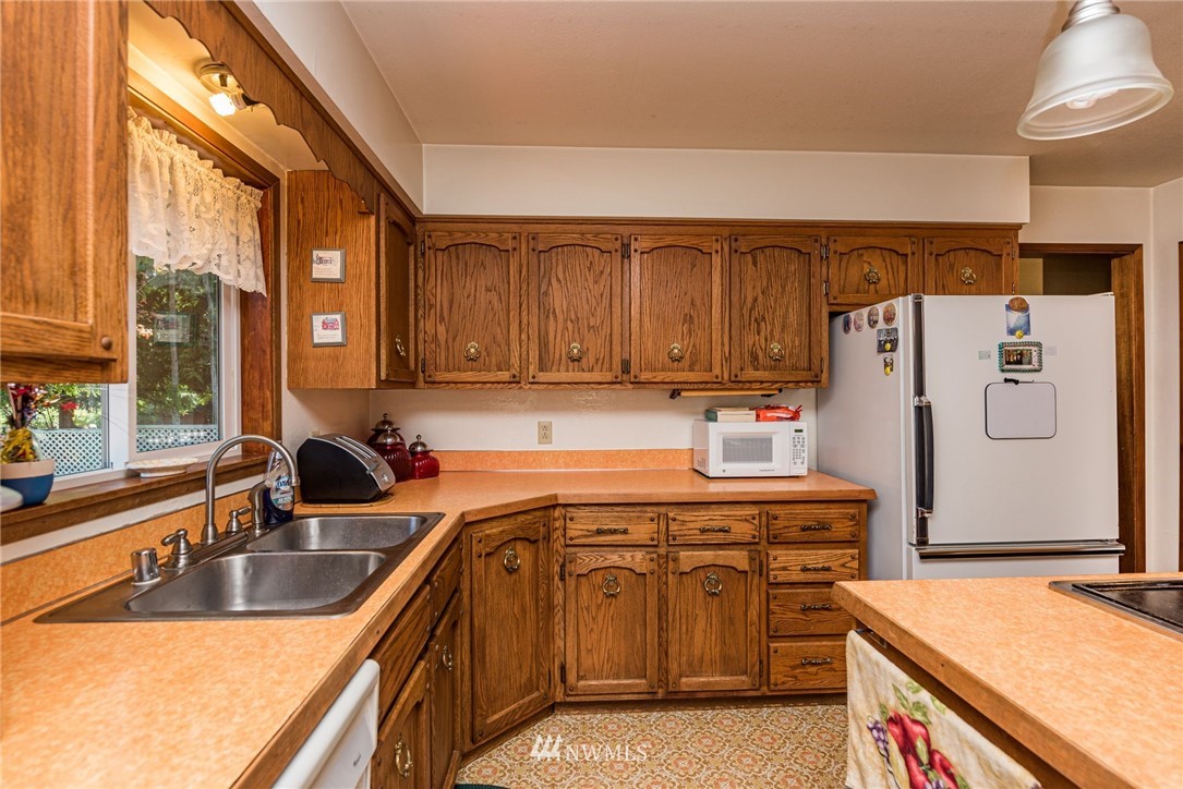 233 Sherwood Road Sequim, WA 98382 - Photo 7 of 19 Gallery Image 7