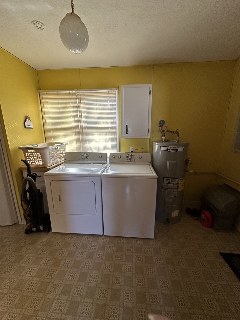 25 North Walnut Street Tamaroa, IL 62888 - Photo 12 of 18 a view of a storage & utility room