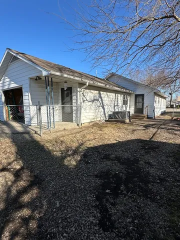$69,900 | 25 North Walnut Street, Tamaroa, IL 62888