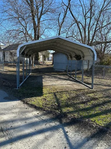 $69,900 | 25 North Walnut Street, Tamaroa, IL 62888