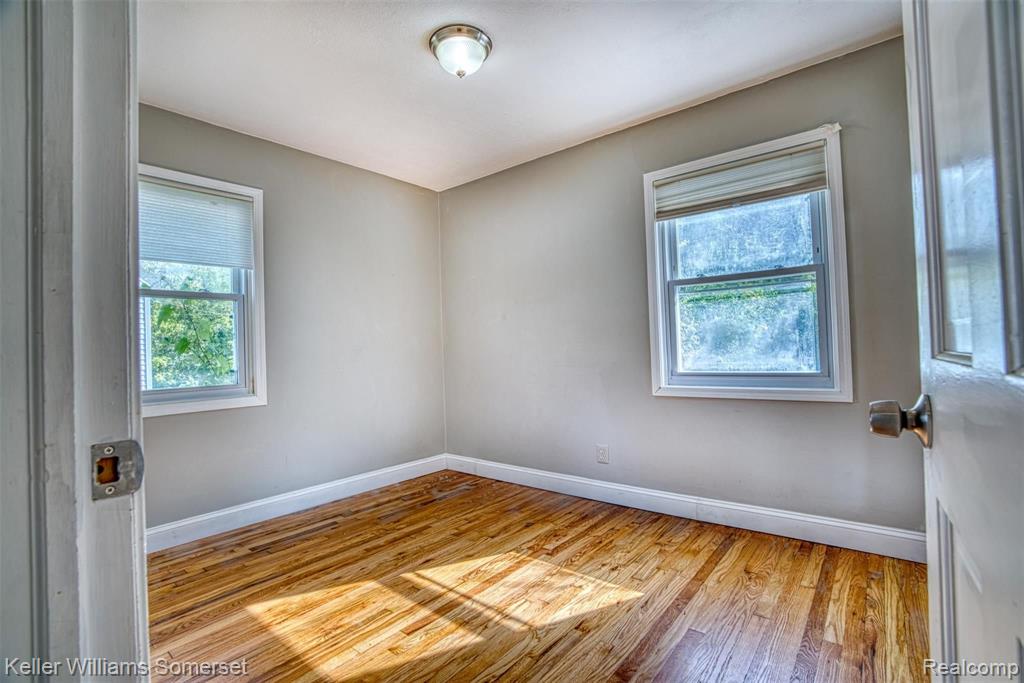 16935 West Twelve Road Southfield, MI 48076 - Photo 18 of 23