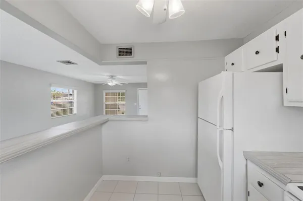 $2,100 | 9992 86th Street, Seminole, FL 33777