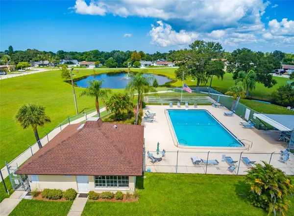 $2,100 | 9992 86th Street, Seminole, FL 33777