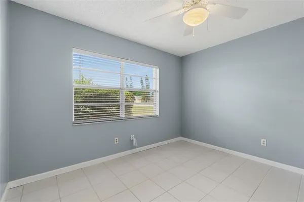 $2,100 | 9992 86th Street, Seminole, FL 33777