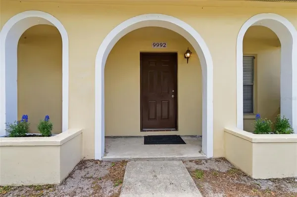 $2,100 | 9992 86th Street, Seminole, FL 33777