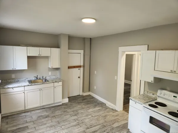 $569,000 | 622 Winchester Avenue, New Haven, CT 06511