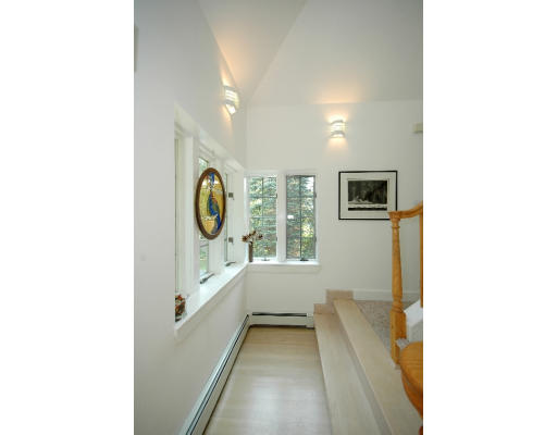 232 Virginia Road Concord, MA 01742 - Photo 13 of 27 Gallery Image 13