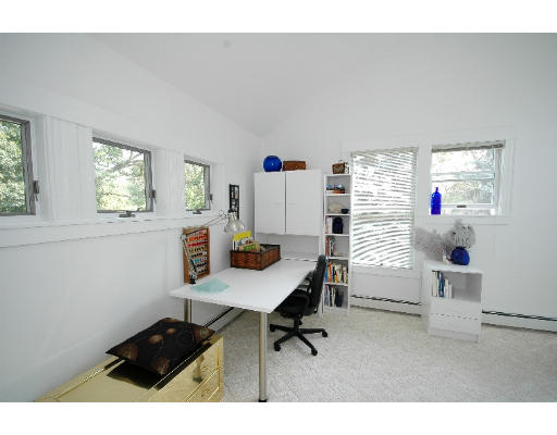 232 Virginia Road Concord, MA 01742 - Photo 17 of 27 Gallery Image 17