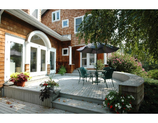 232 Virginia Road Concord, MA 01742 - Photo 21 of 27 Gallery Image 21