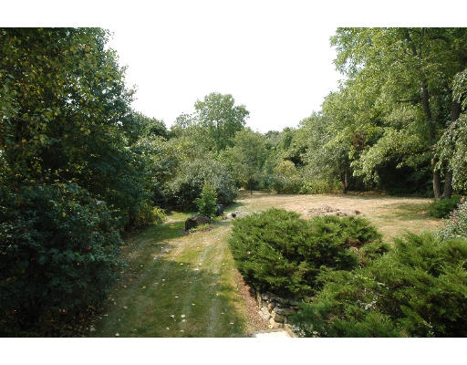 232 Virginia Road Concord, MA 01742 - Photo 23 of 27 Gallery Image 23
