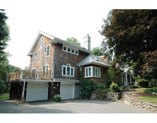 232 Virginia Road Concord, MA 01742 - Photo 27 of 27 Gallery Image 27