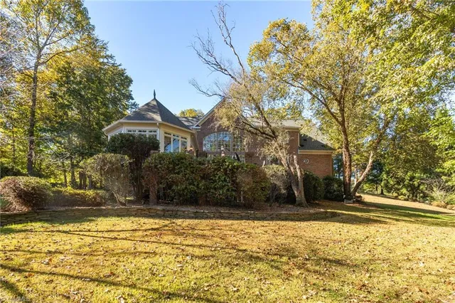 $1,490,000 | 5 Sail View Cove, Greensboro, NC 27455