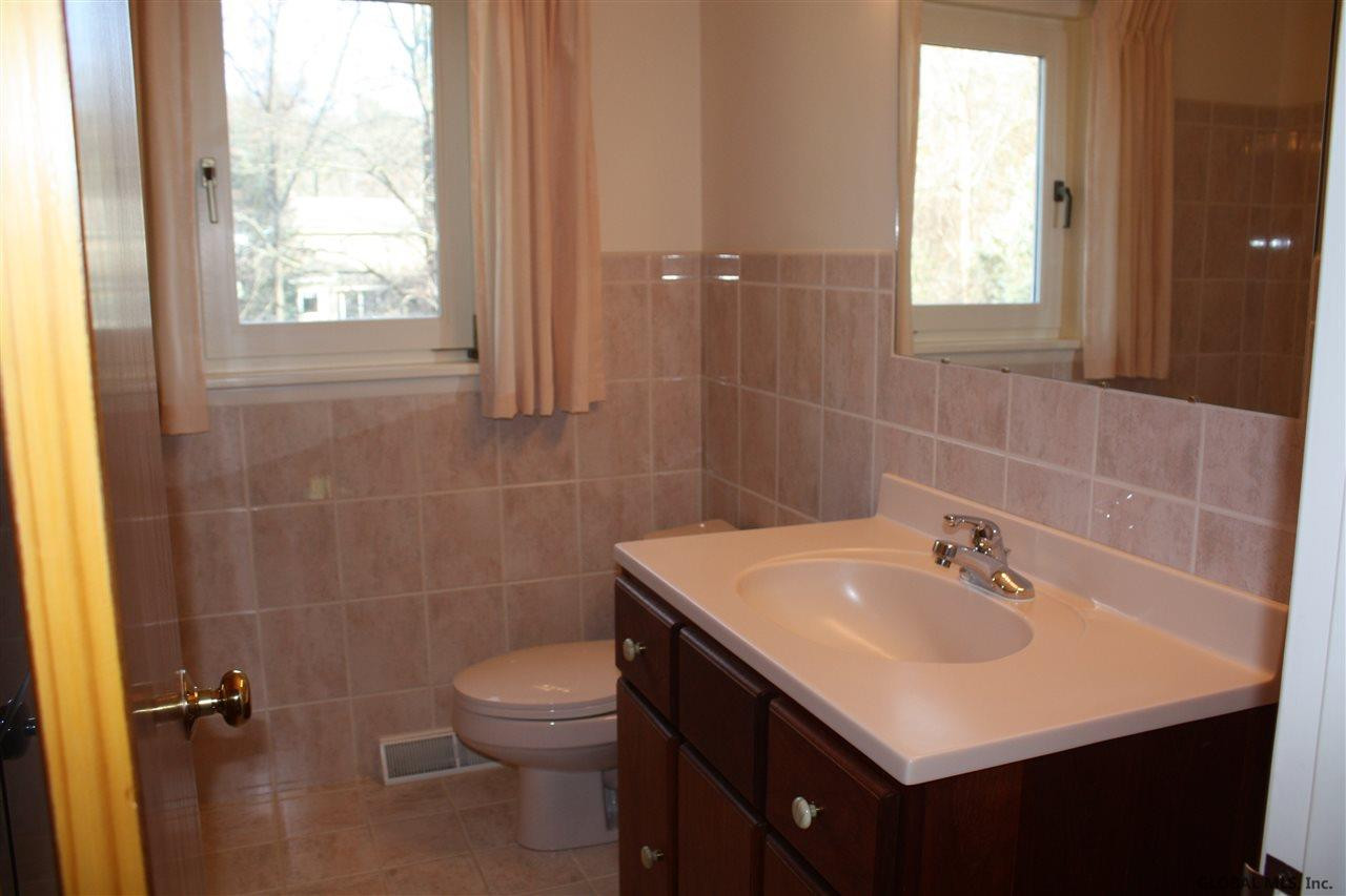 1028 Hickory Road Niskayuna, NY 12309 - Photo 15 of 25 Photo 15
