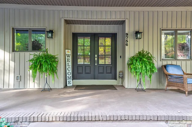 $925,000 | 9756 Cedar Hill Court, Evansville, IN 47710