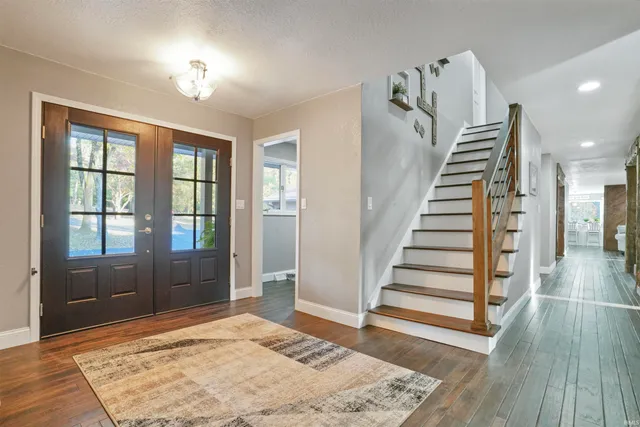 $925,000 | 9756 Cedar Hill Court, Evansville, IN 47710