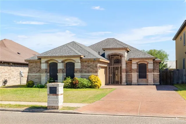 $2,150 | 809 Samaria Street, Weslaco, TX 78596