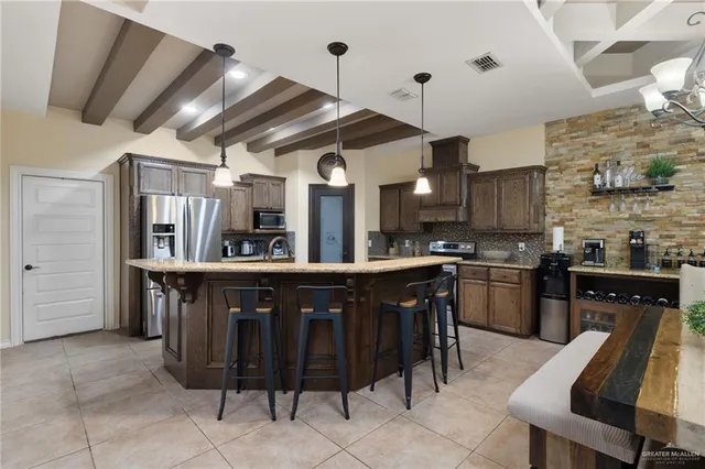 $2,150 | 809 Samaria Street, Weslaco, TX 78596