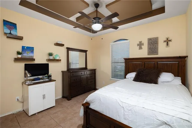 $2,150 | 809 Samaria Street, Weslaco, TX 78596