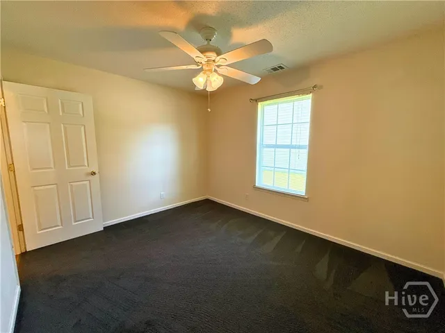 $2,200 | 144 Mills Run Drive, Savannah, GA 31405