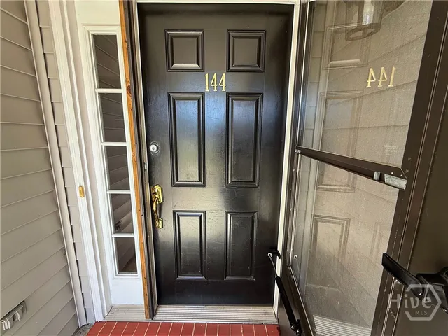 $2,200 | 144 Mills Run Drive, Savannah, GA 31405