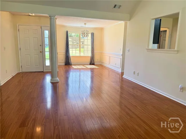 $2,200 | 144 Mills Run Drive, Savannah, GA 31405