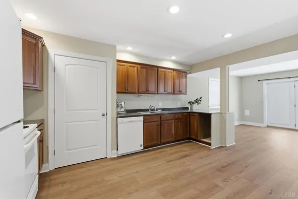 $639,900 | 215 London Downs Drive, Forest, VA 24551