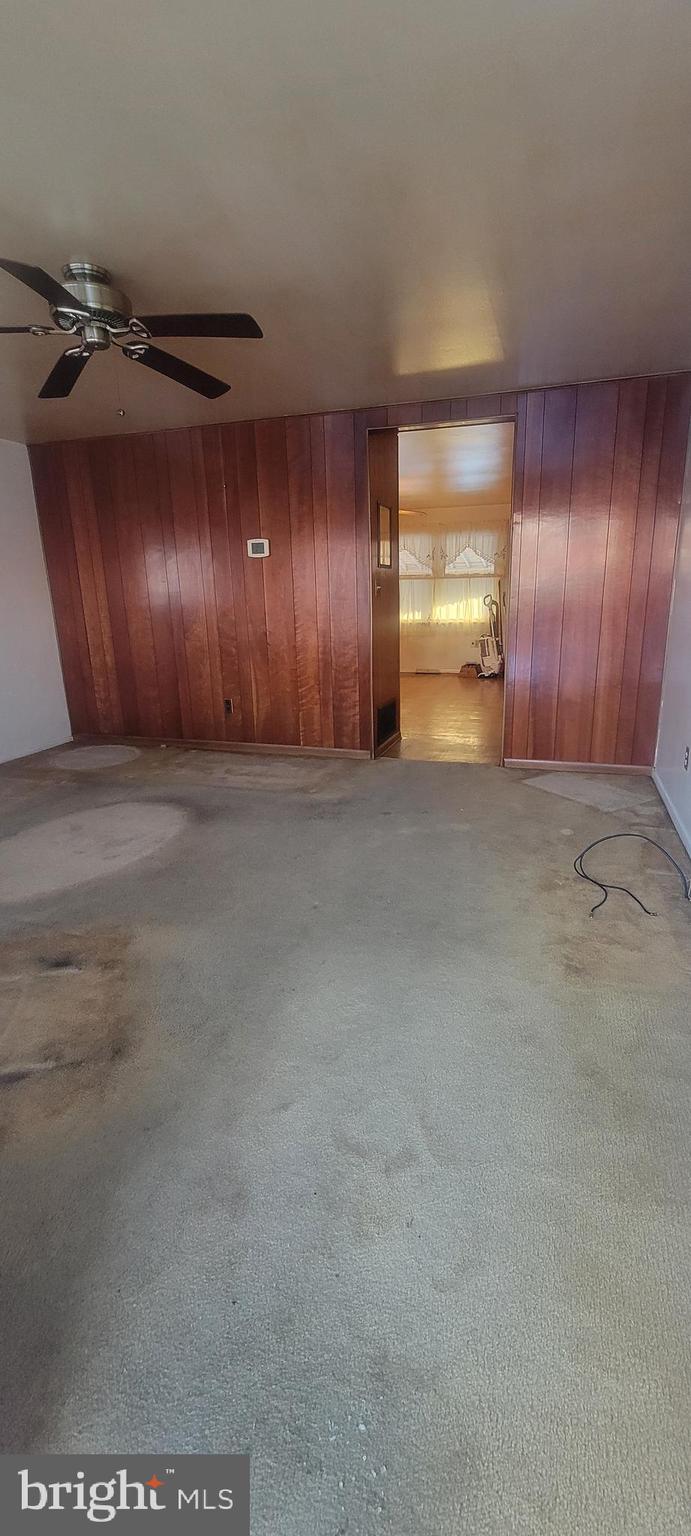 8137 Mid Haven Road Baltimore, MD 21222 - Photo 3 of 19