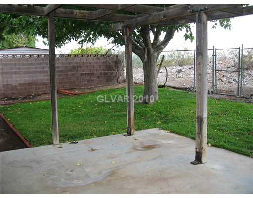 1412 Bronco Road Boulder City, NV 89005 - Photo 9 of 10 Yard/Garden.
